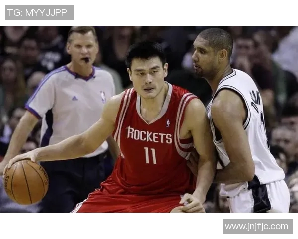 姚明转身马刺的传奇之路：从NBA巨星到篮球文化的传承者