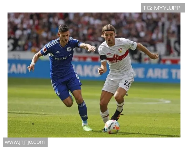 沃尔夫斯堡客场大胜,稳固德甲前列位置 沃尔夫斯堡客场大胜,稳固德甲前列位置