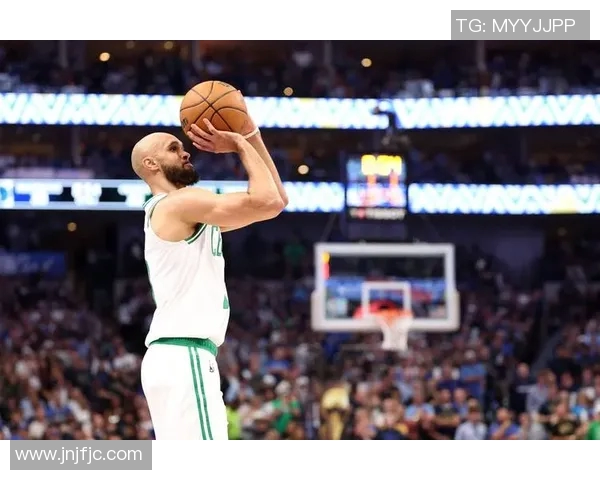 猛龙队击败凯尔特人，莱昂纳德表现出色：北境之王再展统治力