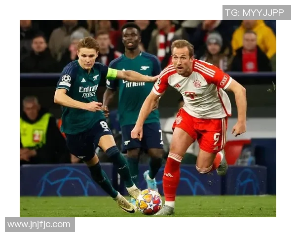 英超球队纷纷发布新赛季阵容！利物浦引援大手笔，曼城或迎新希望！